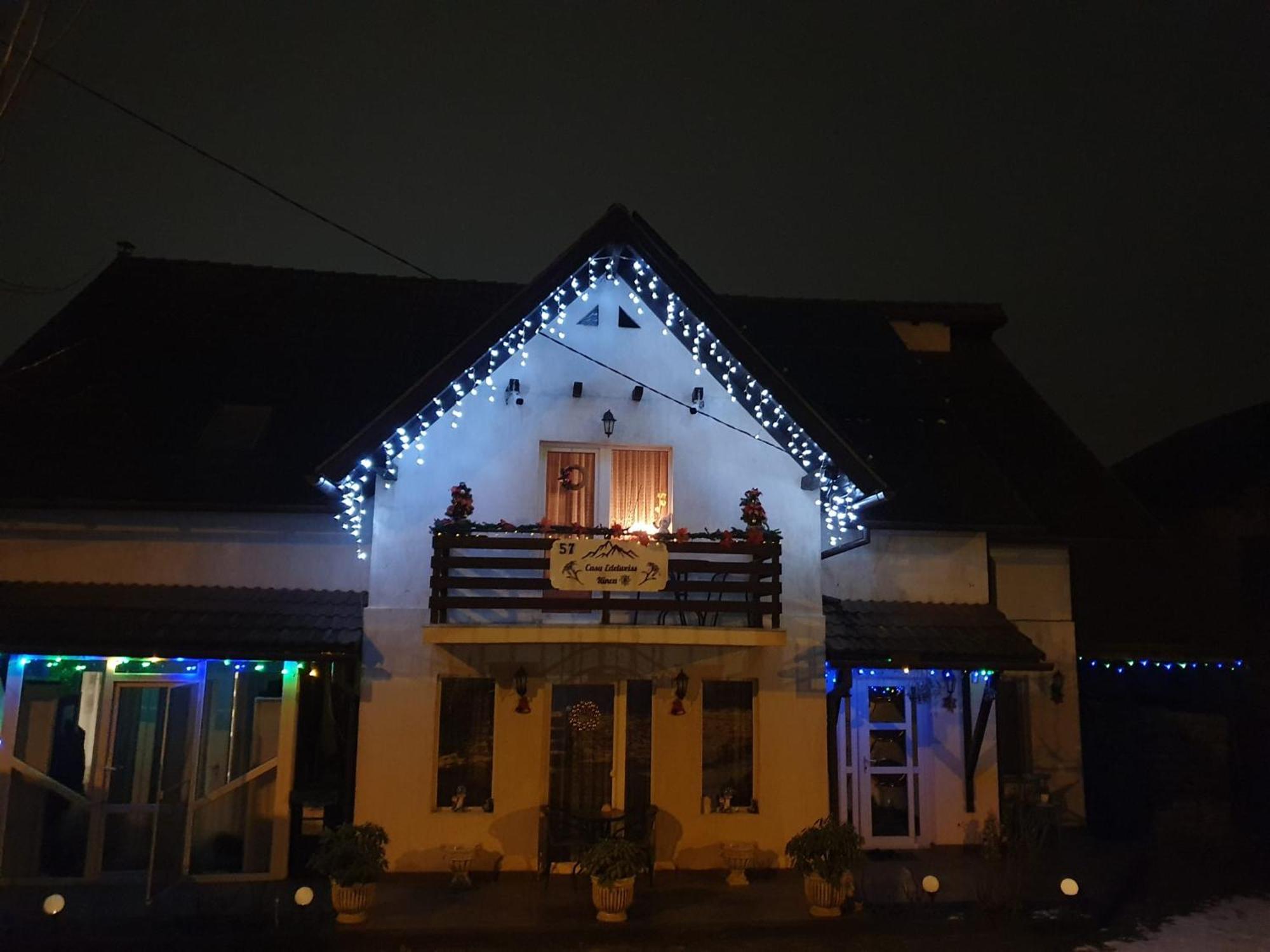 Edelweiss Ilinca Lägenhet Zărneşti Exteriör bild